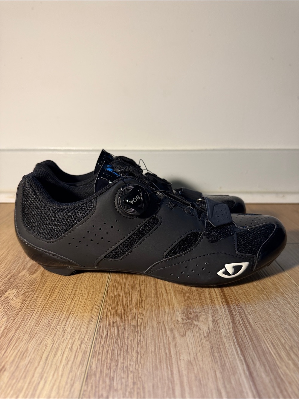 Giro Men's Black Road Cycling Shoes with BOA Closure Sz 42